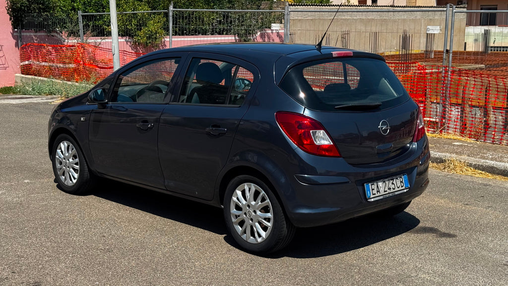 Opel Corsa - foto 3