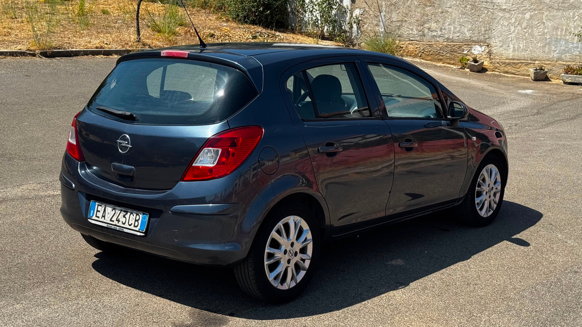 Opel Corsa - foto 4