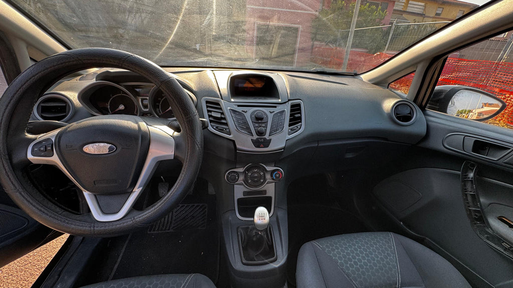 Ford Fiesta Titanium - interni
