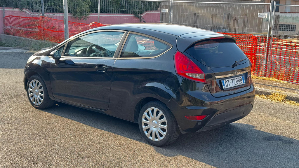 Ford Fiesta Titanium - foto 2