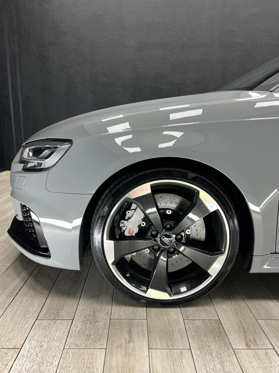 Audi RS3 Sportback quattro 2017 - foto 4