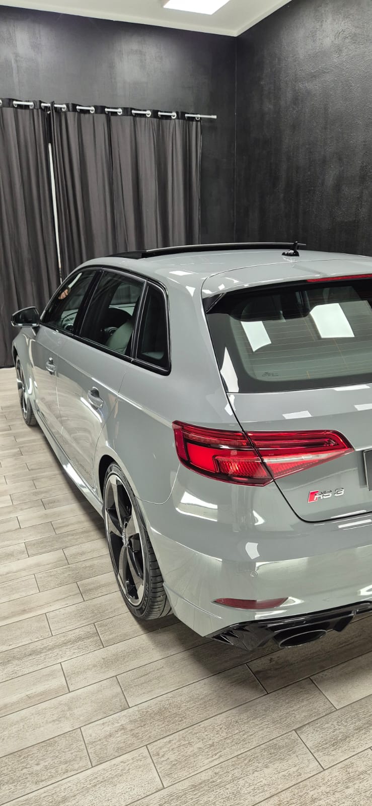 Audi RS3 Sportback quattro 2017 - foto 6