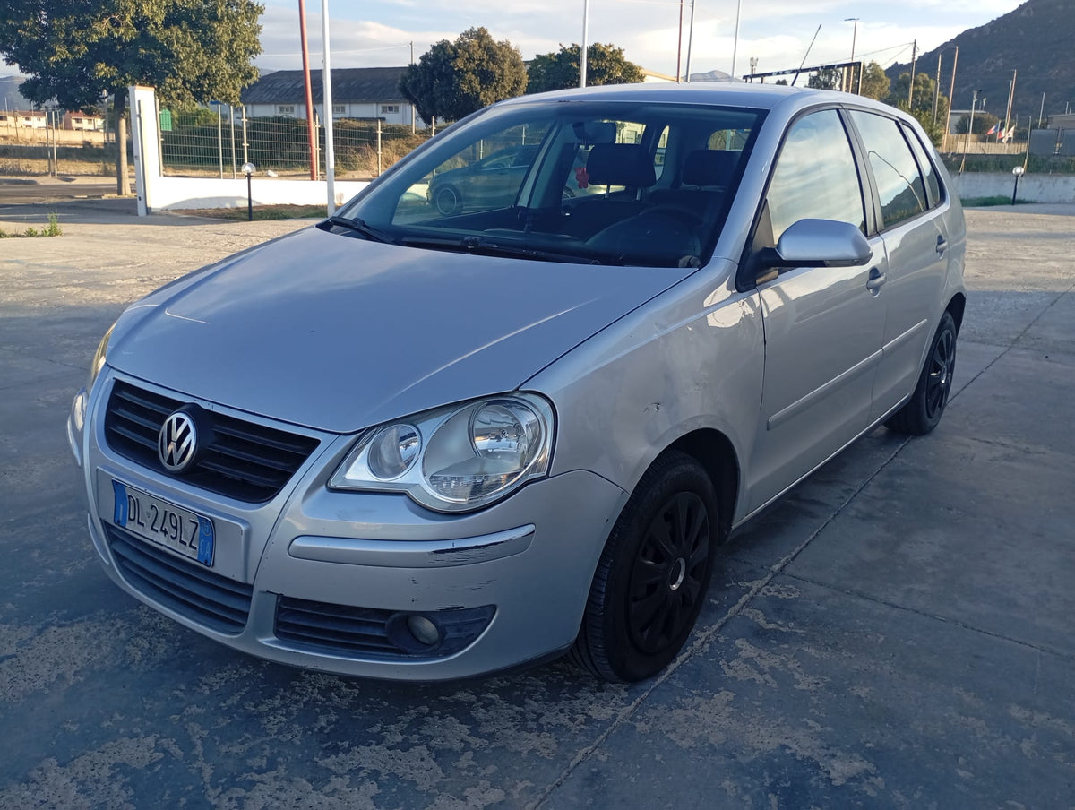Volkswagen Polo - foto 1